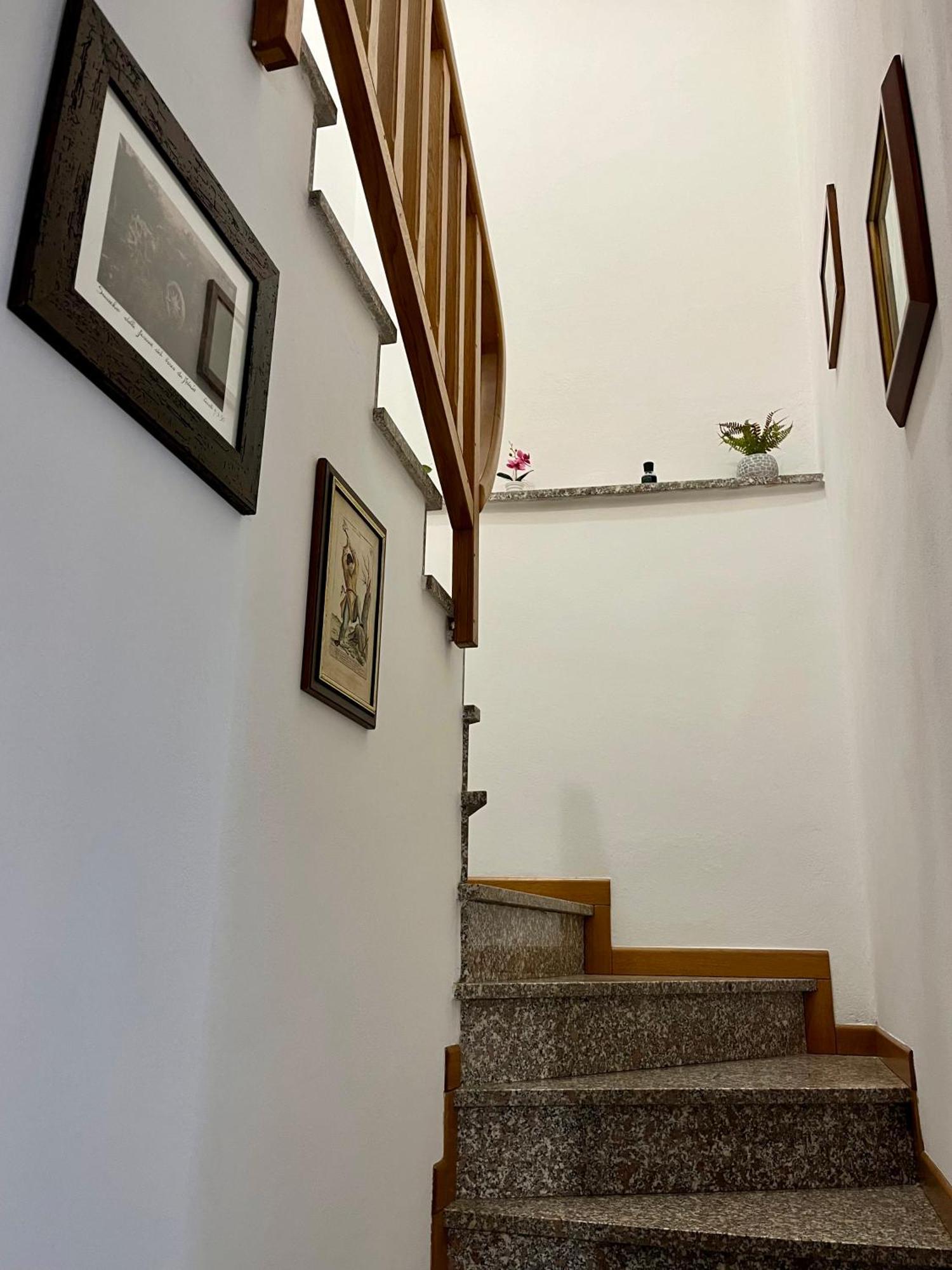 Appartamento Mirella In Centro Storico Casole d'Elsa Ngoại thất bức ảnh
