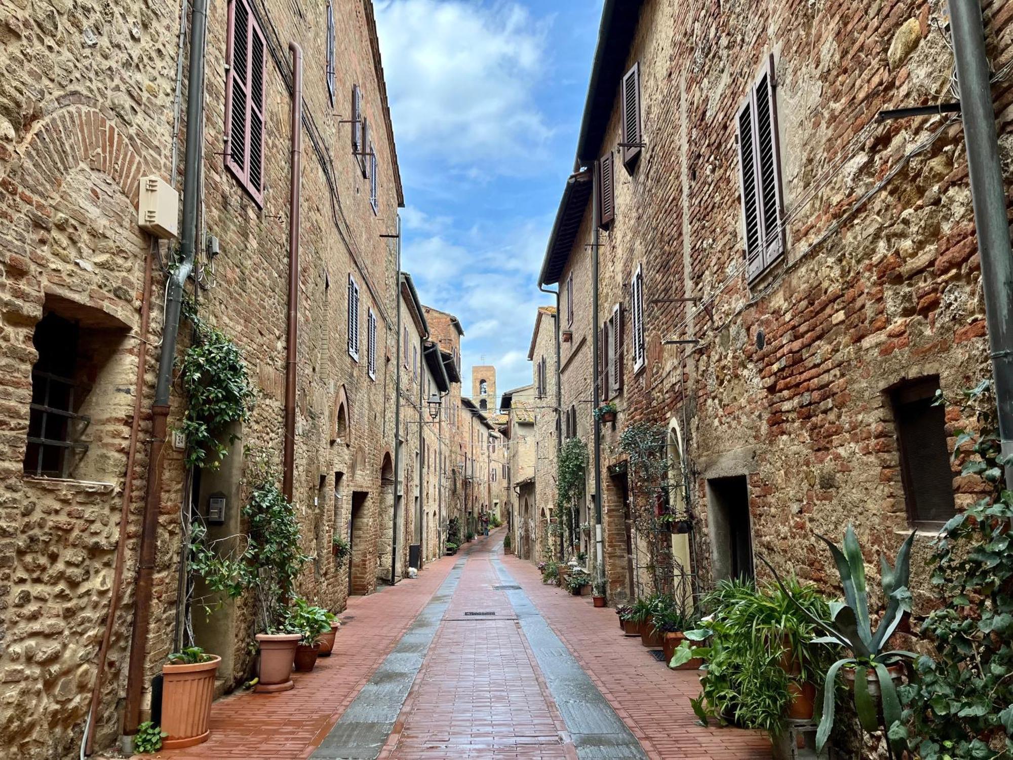 Appartamento Mirella In Centro Storico Casole d'Elsa Ngoại thất bức ảnh
